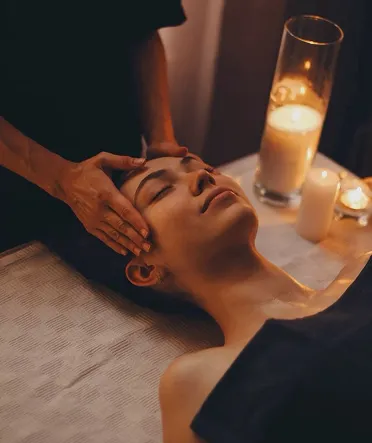 Head & Shoulder Massage